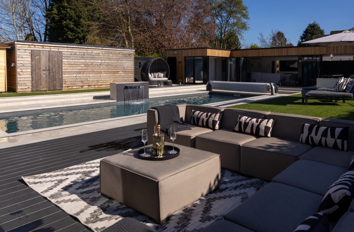 The Luxury House amenities